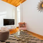 アパート River View 1bdr In Alfama Close To Tram リスボン